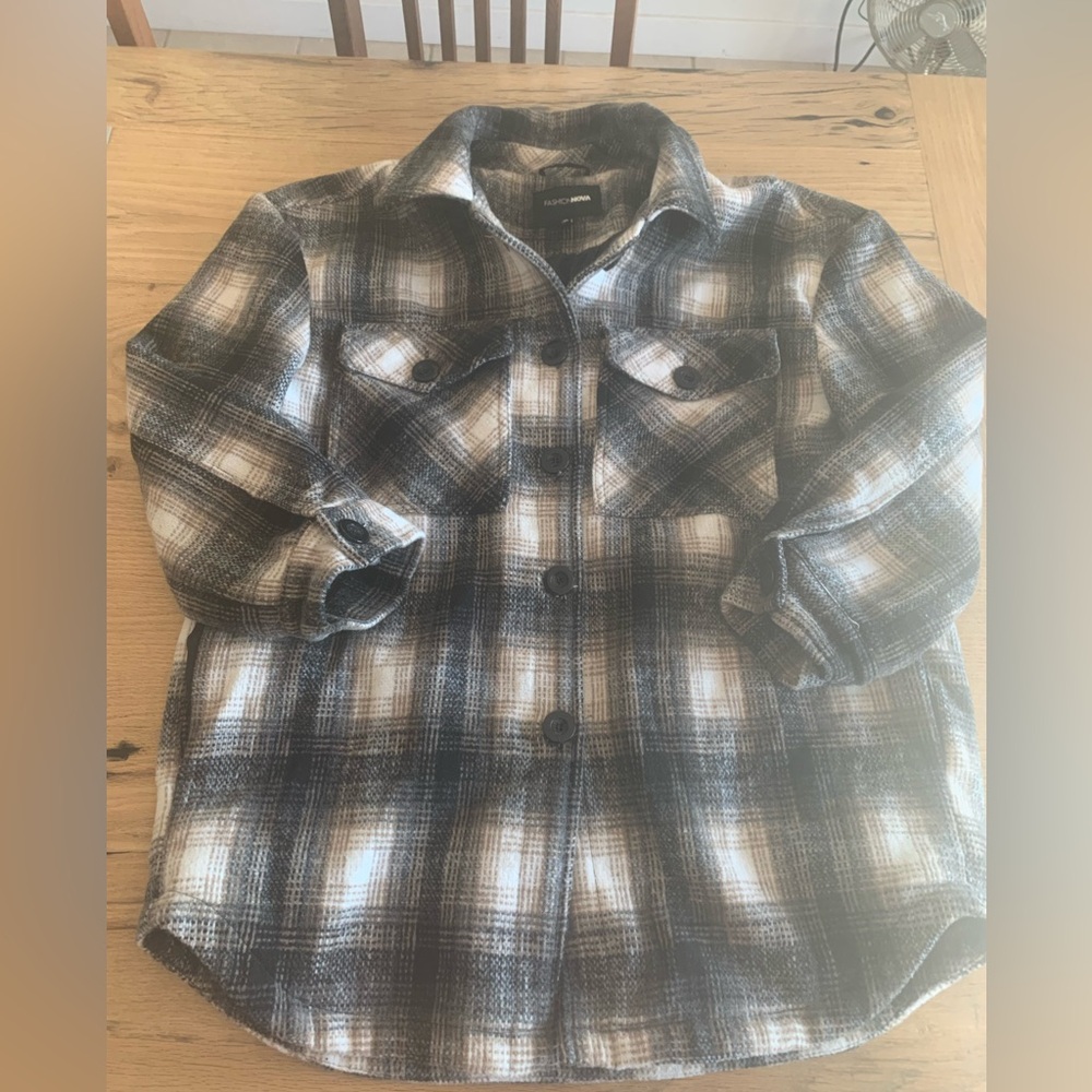 Fashion Nova Plaid‎ Shacket Extra Long Brown Black Women’s XL Preloved